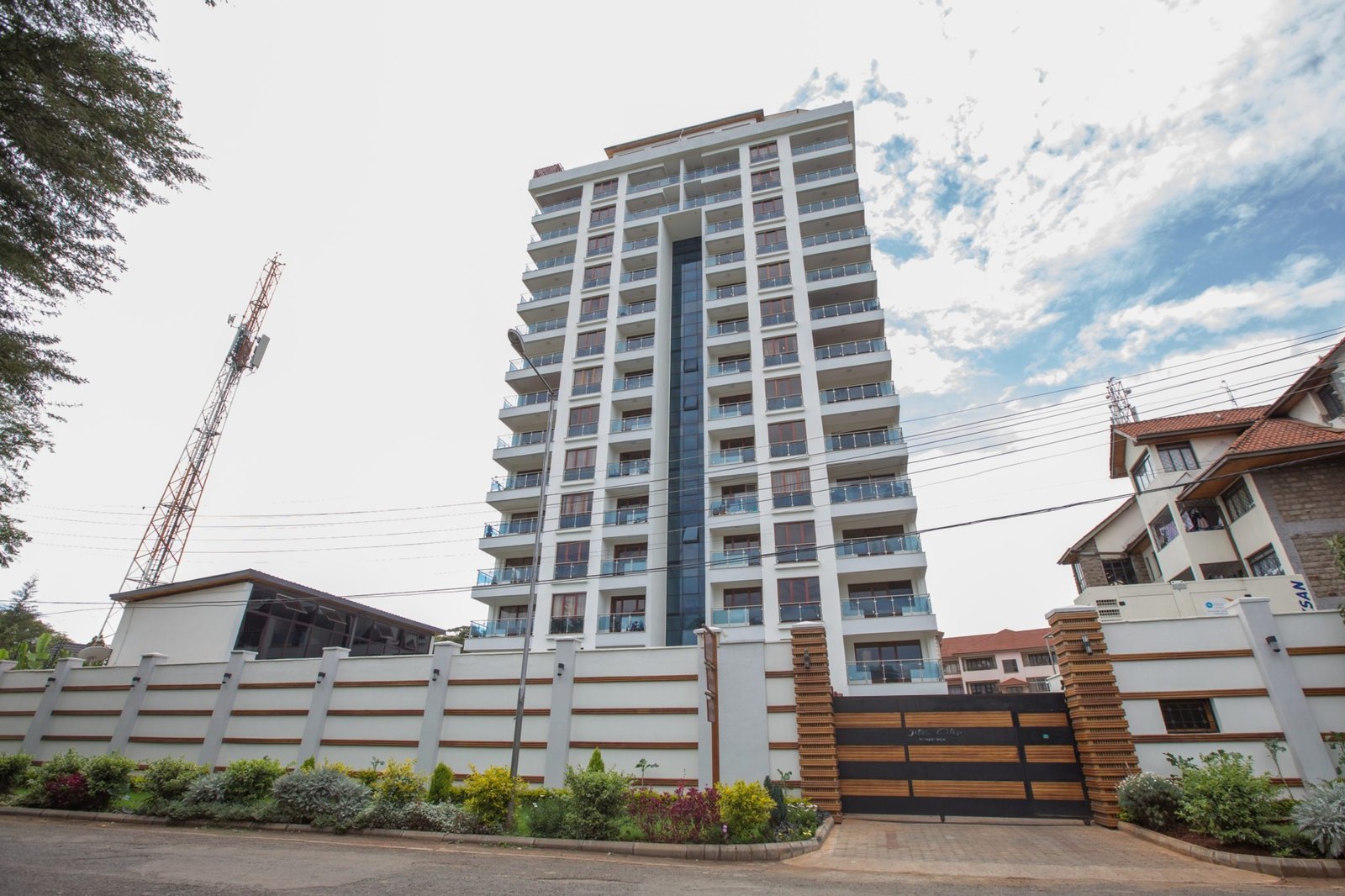 imgi_27_Life-City-Apartment-10 3 Bedroom Apartment For Sale + Sq in Kileleshwa